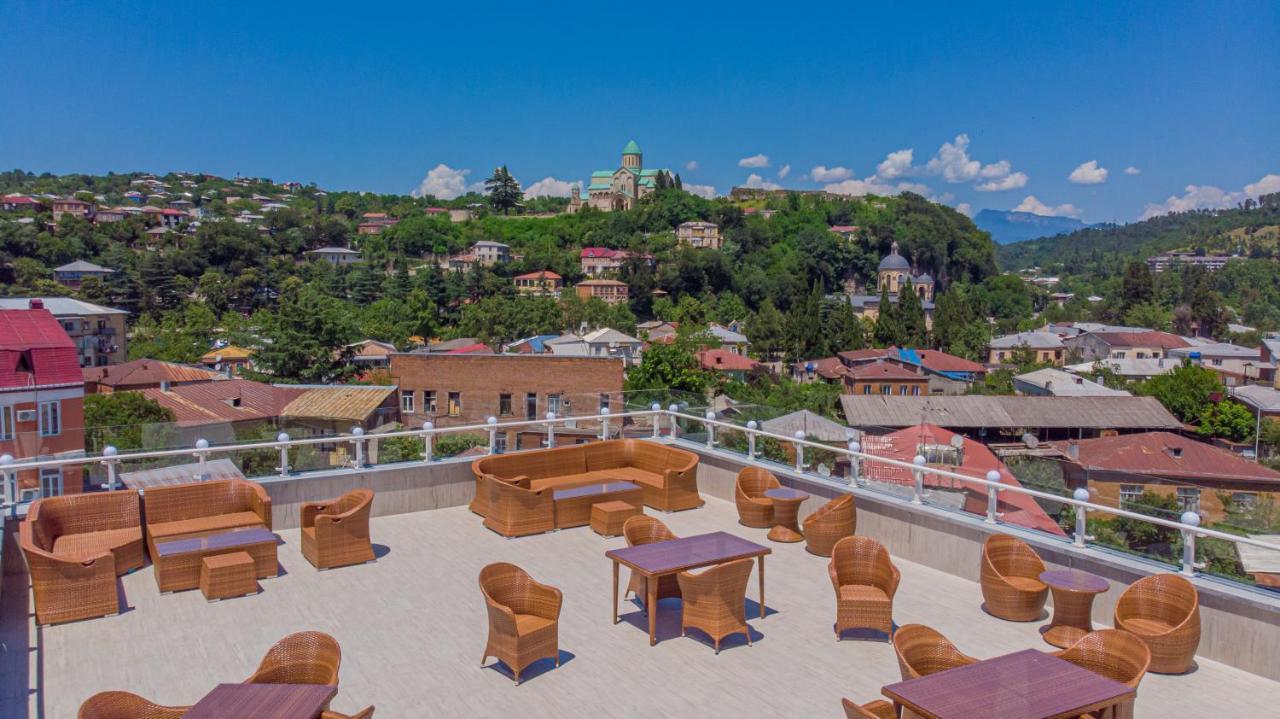Newport Hotel Kutaisi Exterior photo